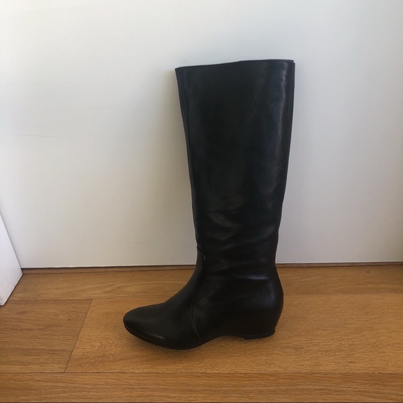 Over the knee boots - Picture 2 of 5